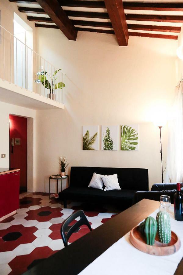 Santamarta35 Apartment Pisa Bagian luar foto